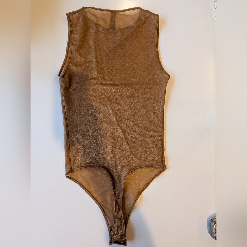 Skims Shimmer Bodysuit Tan Medium